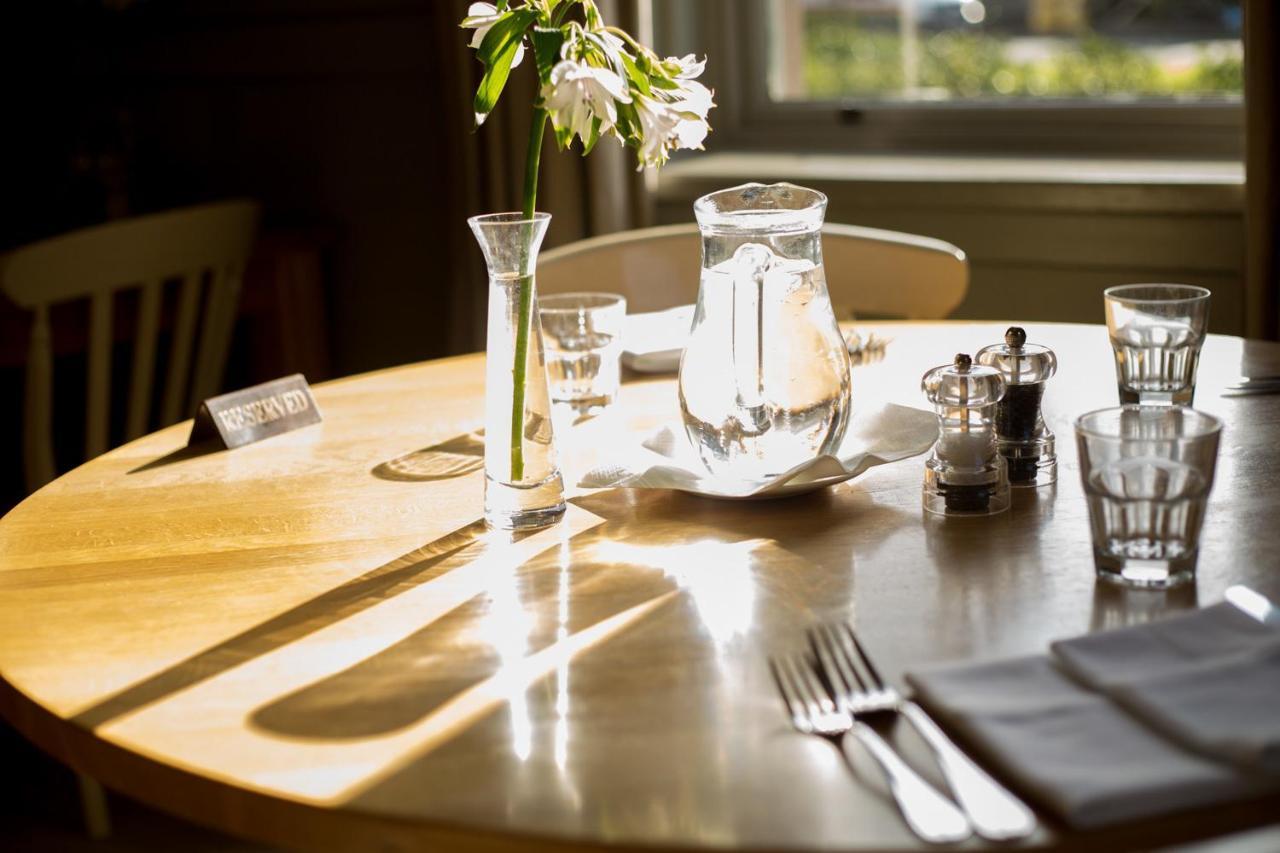 Collingwood Arms Hotel Cornhill on Tweed Exteriör bild